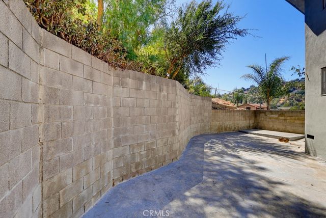 5020 Aldama Street, Los Angeles, CA 90042