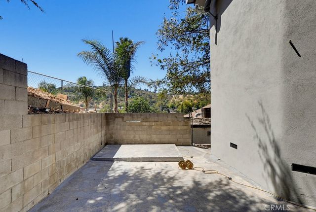 5020 Aldama Street, Los Angeles, CA 90042