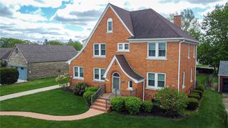221 E Muntz Ave, Twp Of But Se, PA 16001