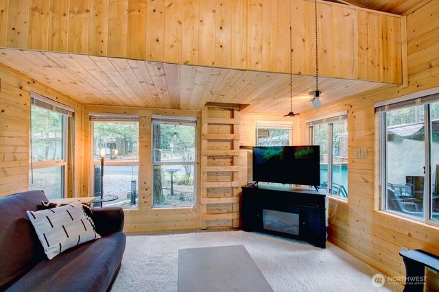 140 6 Chanterelle Drive, Deming, WA 98244