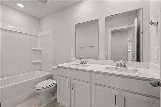 106 Madison Court, Gray Court, SC 29645