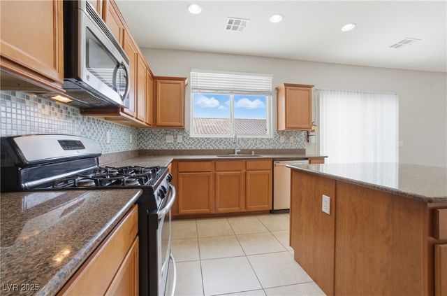 6416 SETTING MOON Street, North Las Vegas, NV 89084