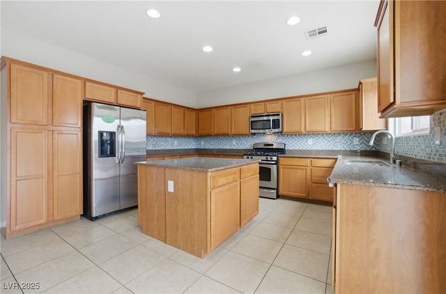 6416 SETTING MOON Street, North Las Vegas, NV 89084