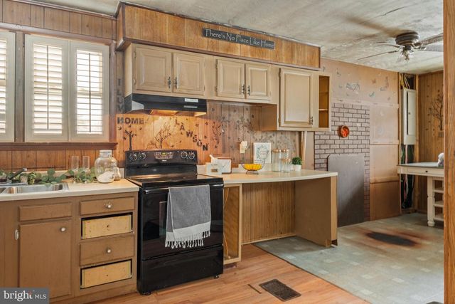 13523 GRAY HORSE LN, Rixeyville, VA 22737