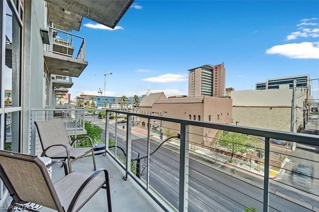 353 East Bonneville Avenue 303, Las Vegas, NV 89101