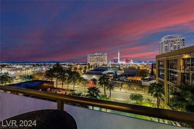 353 East Bonneville Avenue 303, Las Vegas, NV 89101