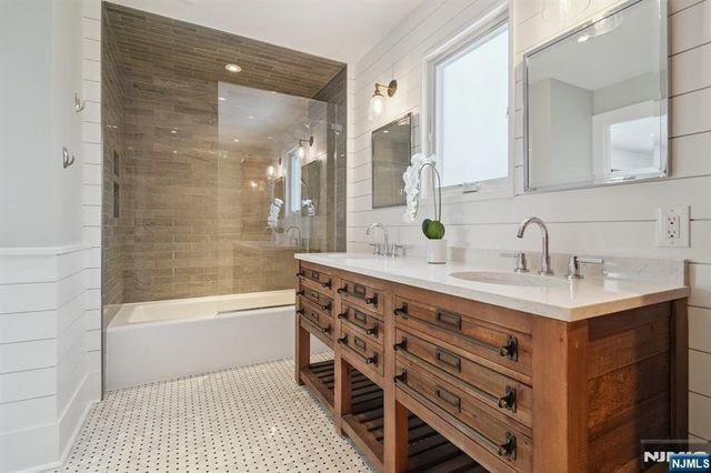 10 Otsego Road, Verona, NJ 07044