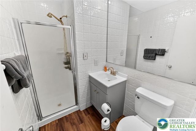 1379 Winding Way, Coolbaugh Twp, PA 18466