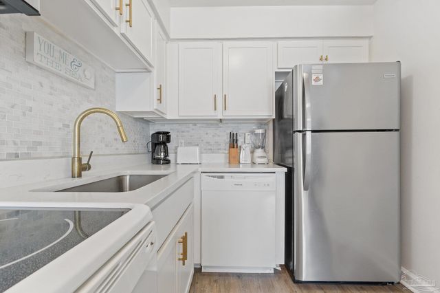 13785 Perdido Key Dr 24, Pensacola, FL 32507