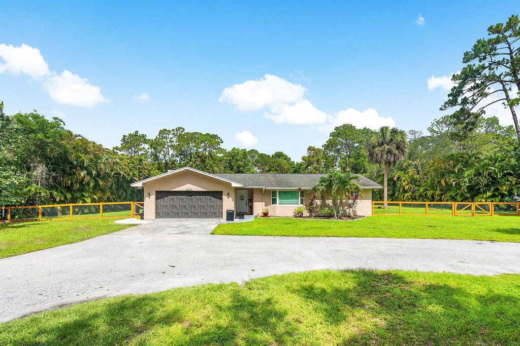 4619 Coconut Boulevard, The Acreage, FL 33411