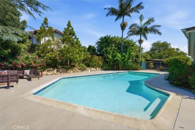 15 Gaucho, Rolling Hills Estates, CA 90274