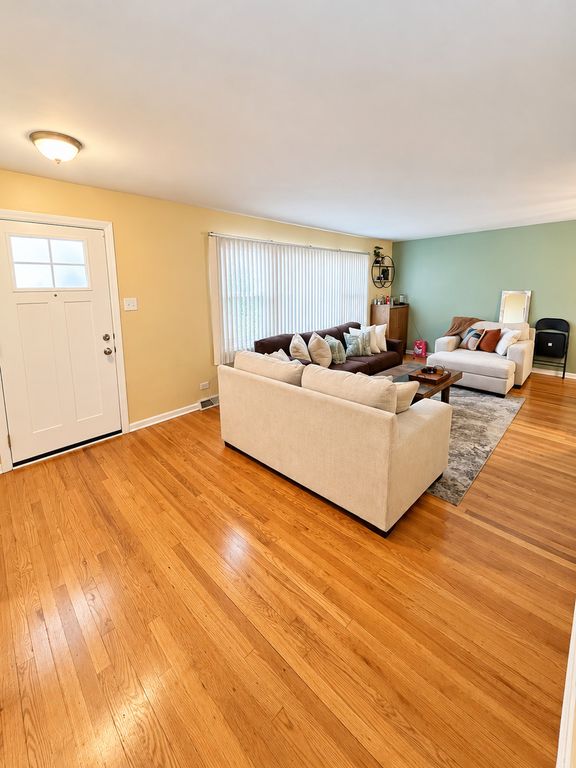 1339 Prince Drive, South Holland, IL 60473 — photo 2