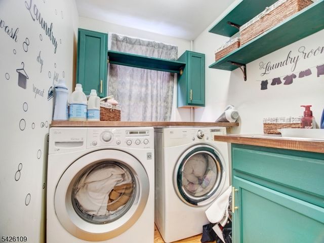 26 E 49Th St, Bayonne City, NJ 07002