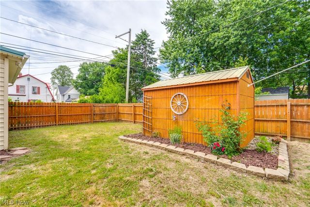 5015 12th Street SW, Canton, OH 44710