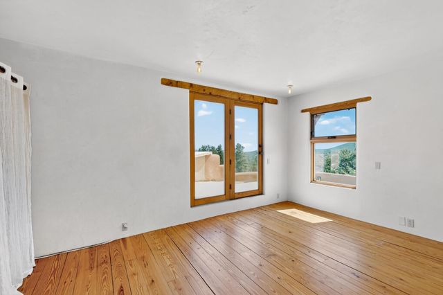 97 Quartz Trail, Santa Fe, NM 87505