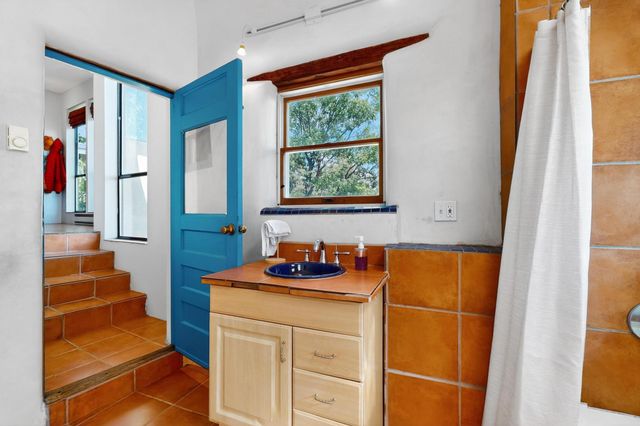 97 Quartz Trail, Santa Fe, NM 87505