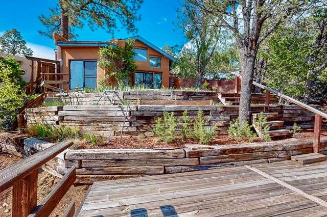 97 Quartz Trail, Santa Fe, NM 87505