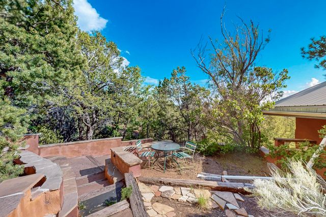 97 Quartz Trail, Santa Fe, NM 87505