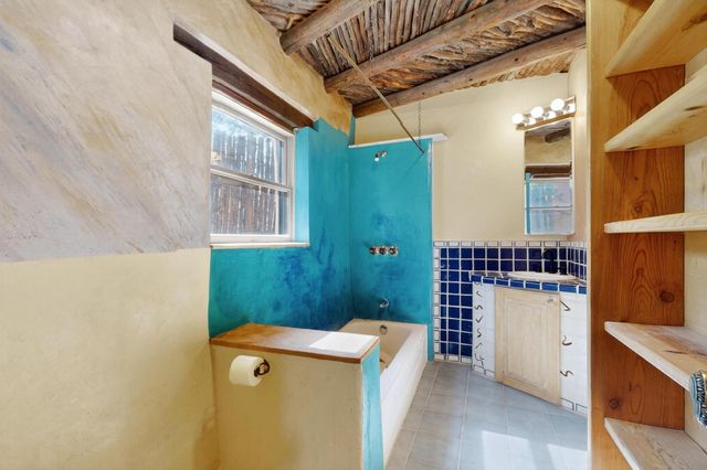 97 Quartz Trail, Santa Fe, NM 87505