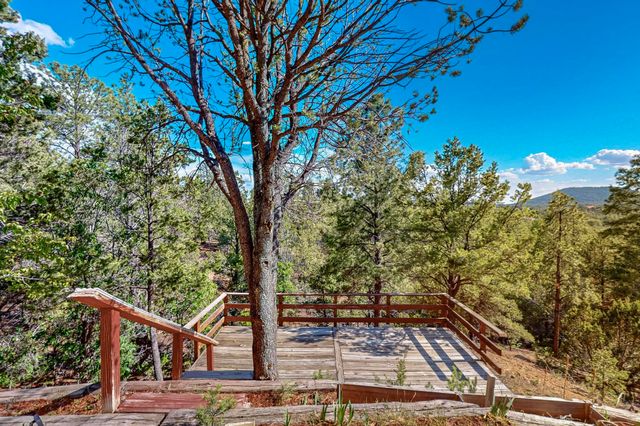 97 Quartz Trail, Santa Fe, NM 87505