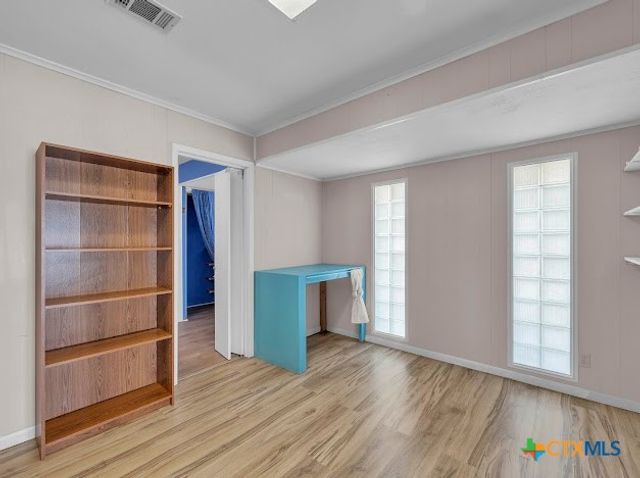 875 N Wheat Road, Belton, TX 76513