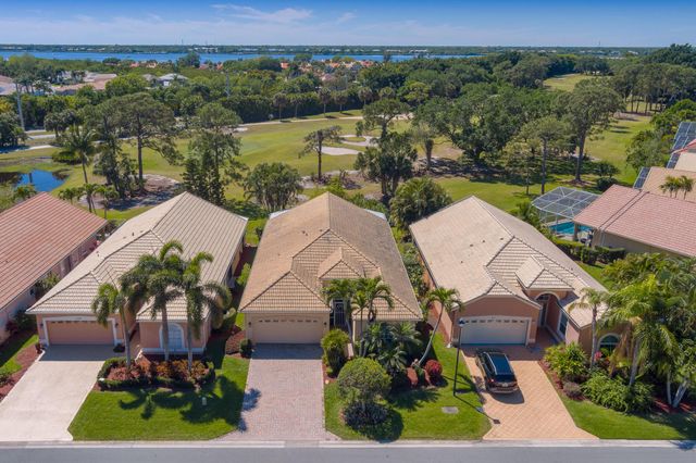 1610 SE Shelburnie Way, Port St Lucie, FL 34952