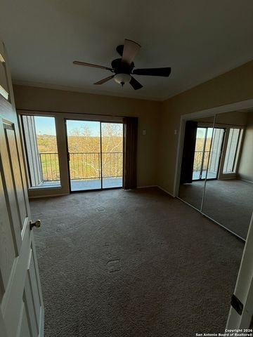 474 Seele St Apt 10, New Braunfels, TX 78130