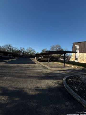 474 Seele St Apt 10, New Braunfels, TX 78130