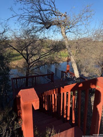 474 Seele St Apt 10, New Braunfels, TX 78130