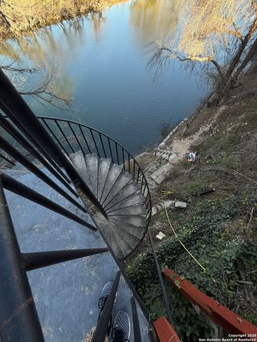 474 Seele St Apt 10, New Braunfels, TX 78130