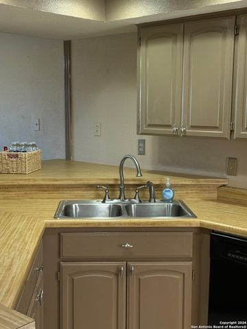 474 Seele St Apt 10, New Braunfels, TX 78130