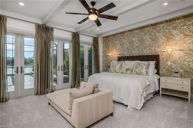 14852 Dockside LN, Naples, FL 34114