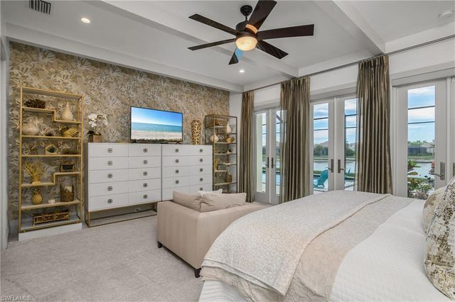 14852 Dockside LN, Naples, FL 34114