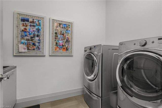 14852 Dockside LN, Naples, FL 34114