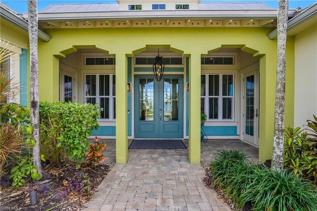 14852 Dockside LN, Naples, FL 34114