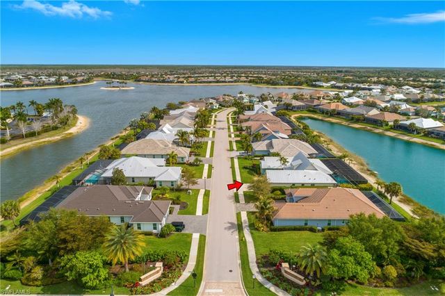 14852 Dockside LN, Naples, FL 34114