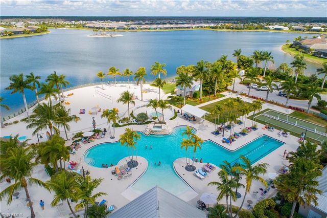 14852 Dockside LN, Naples, FL 34114