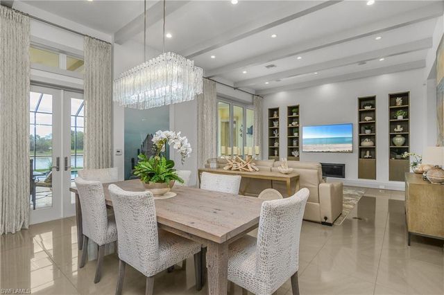 14852 Dockside LN, Naples, FL 34114