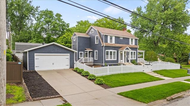 6446 Walnut Street, Kansas City, MO 64113