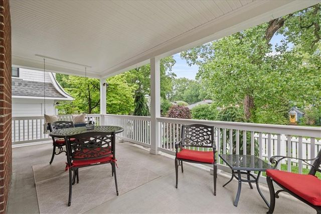 6446 Walnut Street, Kansas City, MO 64113