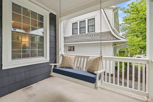 6446 Walnut Street, Kansas City, MO 64113