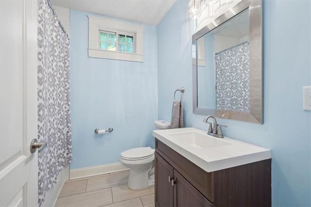 6446 Walnut Street, Kansas City, MO 64113