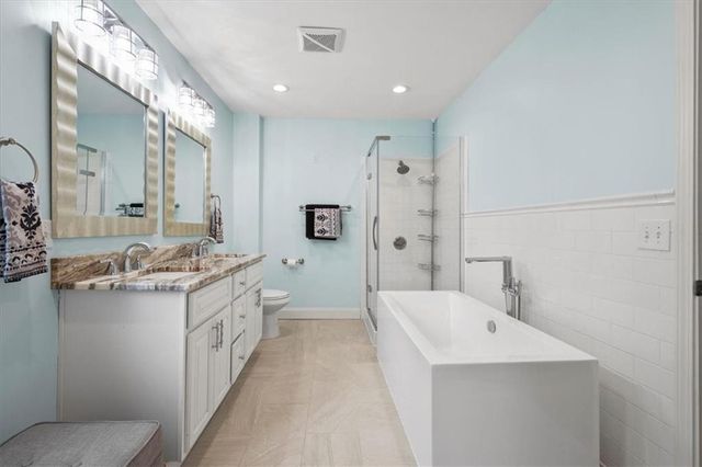 6446 Walnut Street, Kansas City, MO 64113