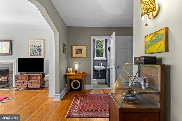 419 LODGES LN, Elkins Park, PA 19027
