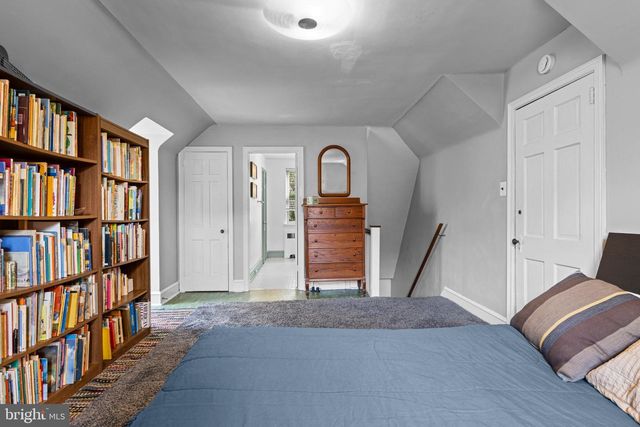 419 LODGES LN, Elkins Park, PA 19027