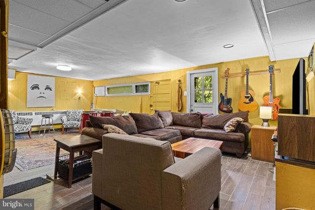 419 LODGES LN, Elkins Park, PA 19027