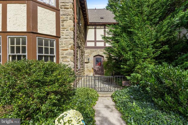 419 LODGES LN, Elkins Park, PA 19027