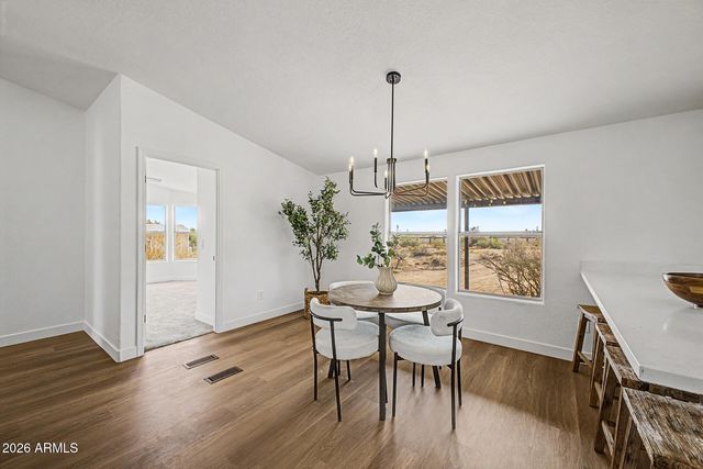 1480 S CHAPARRAL Road, Apache Junction, AZ 85119
