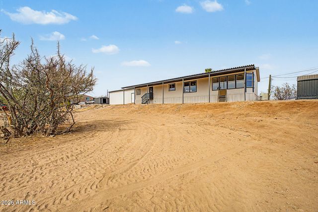 1480 S CHAPARRAL Road, Apache Junction, AZ 85119