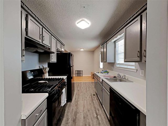 330 Peach Crossing Drive, Dallas, GA 30132